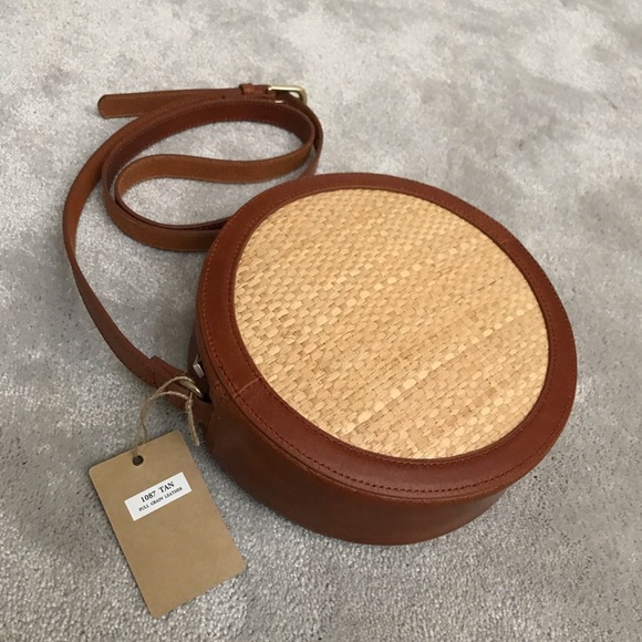 Woven Canteen Crossbody Bag - Most Wanted USA - Picture 4 of 16